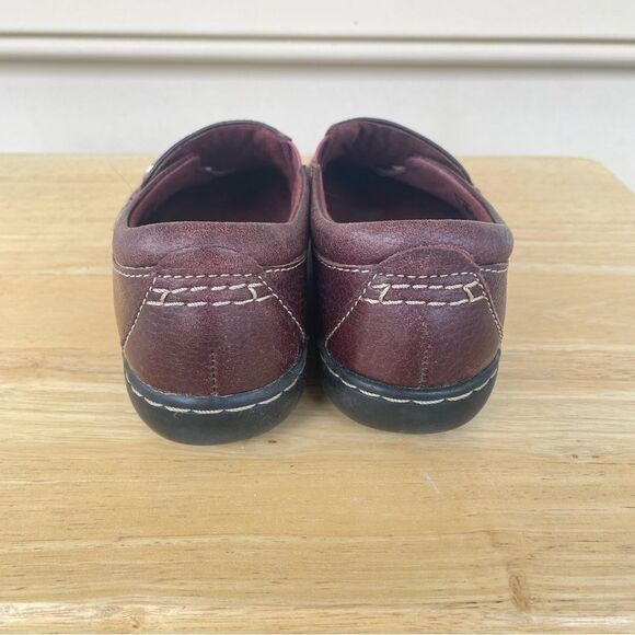 Clarks Collection Deep Red Loafer Slide On Shoes Size 6 - Picture 4 of 7